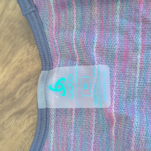 ODLO Ceramicool Tank - Picture 4 of 7